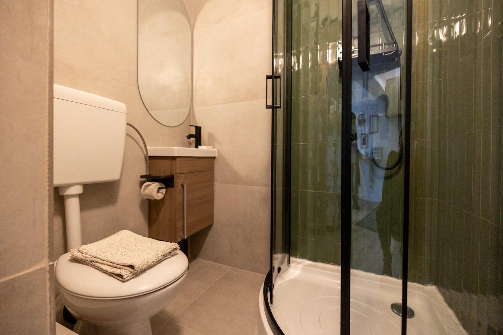 Cozy Studio Retreat - Quiet, Premium Stay Temešvár Exteriér fotografie